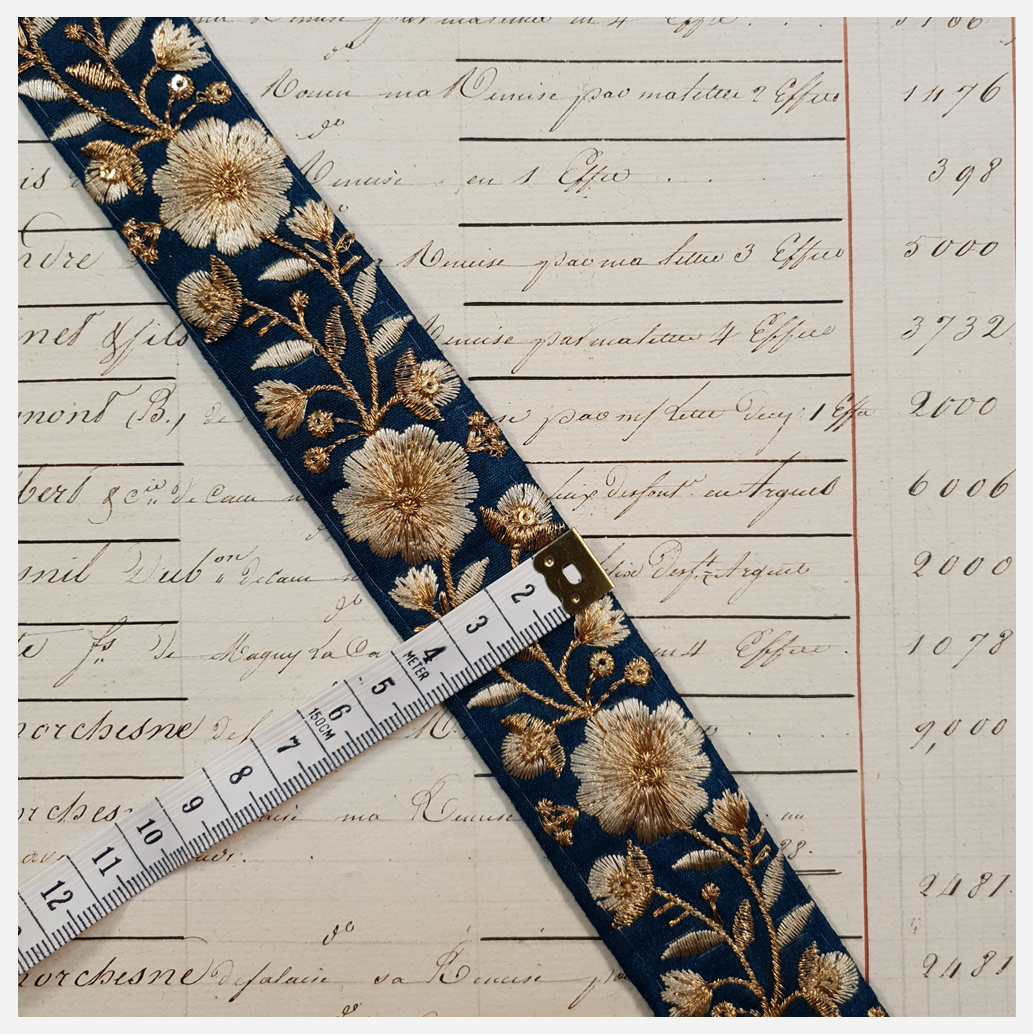 Embroidered Trim - 1 Meter - (ITR-1025)