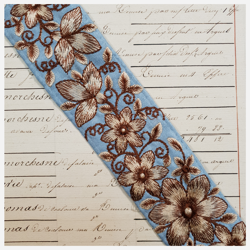 Embroidered Trim - 1 Meter - (ITR-1063)