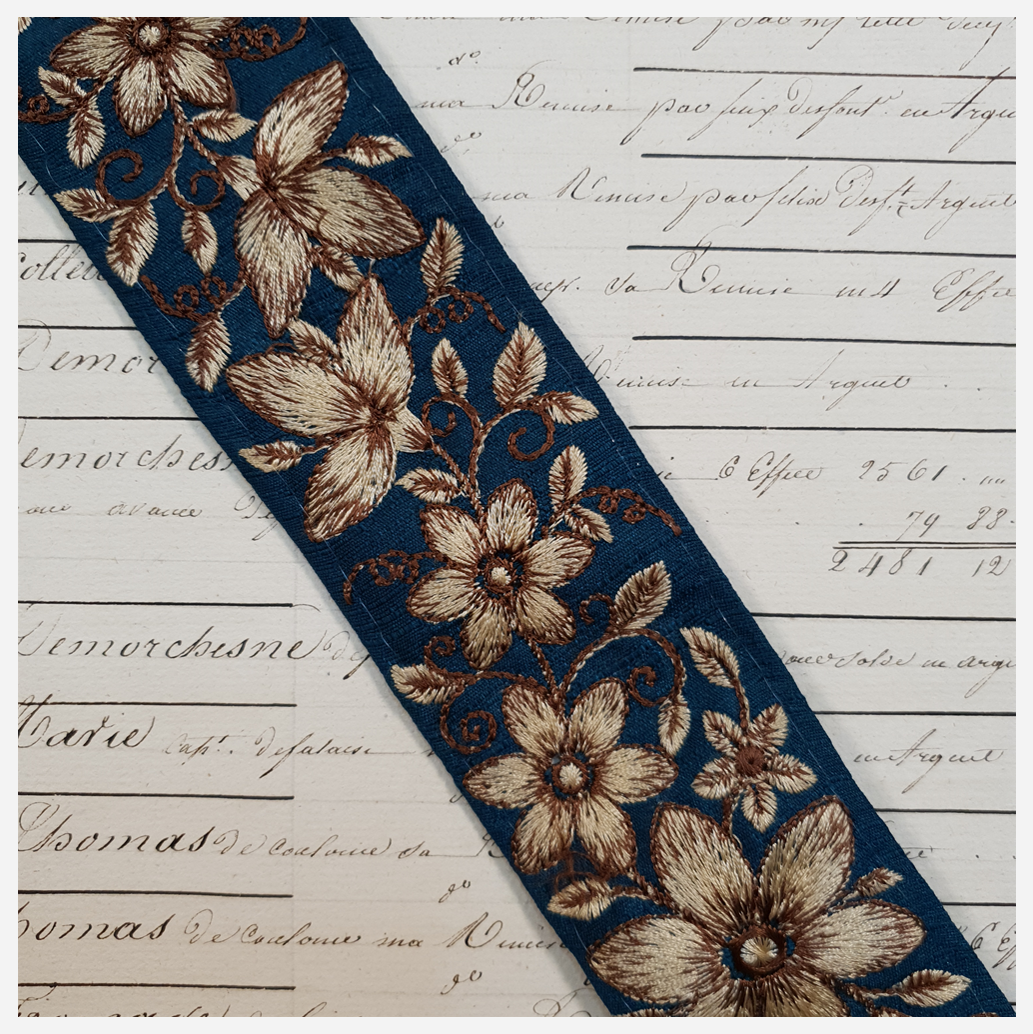 Embroidered Trim - 1 Meter - (ITR-1064)