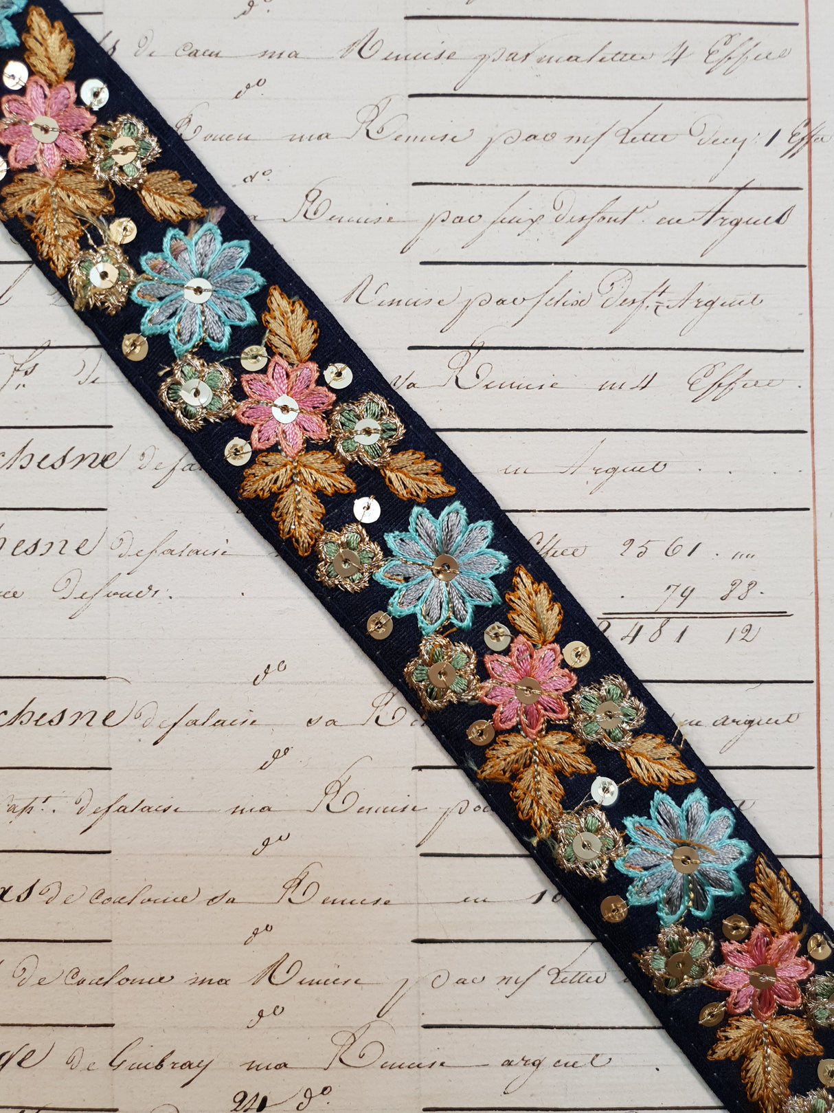 Embroidered Trim - 1 Meter - (ITR-1066)