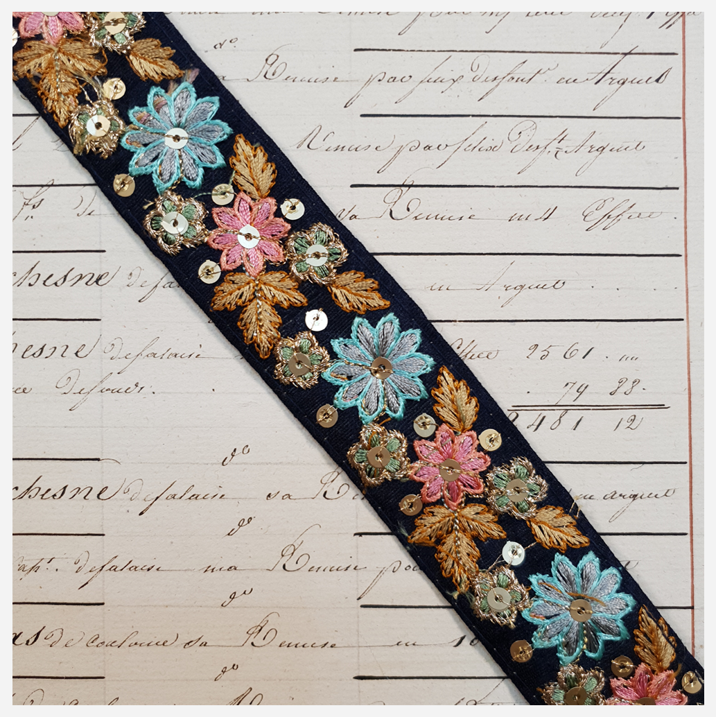 Embroidered Trim - 1 Meter - (ITR-1066)