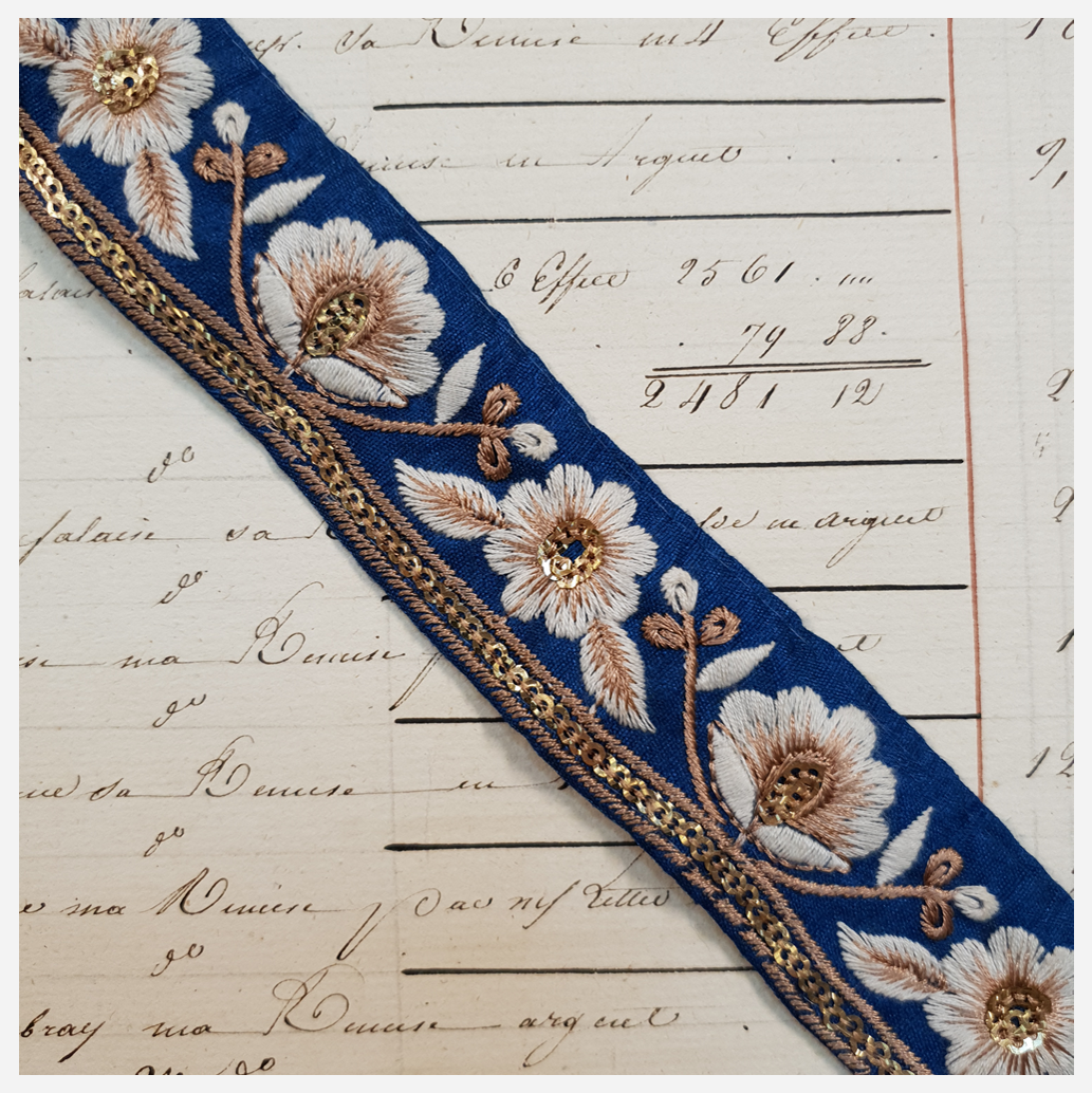 Embroidered Trim - 1 Meter - (ITR-1068)