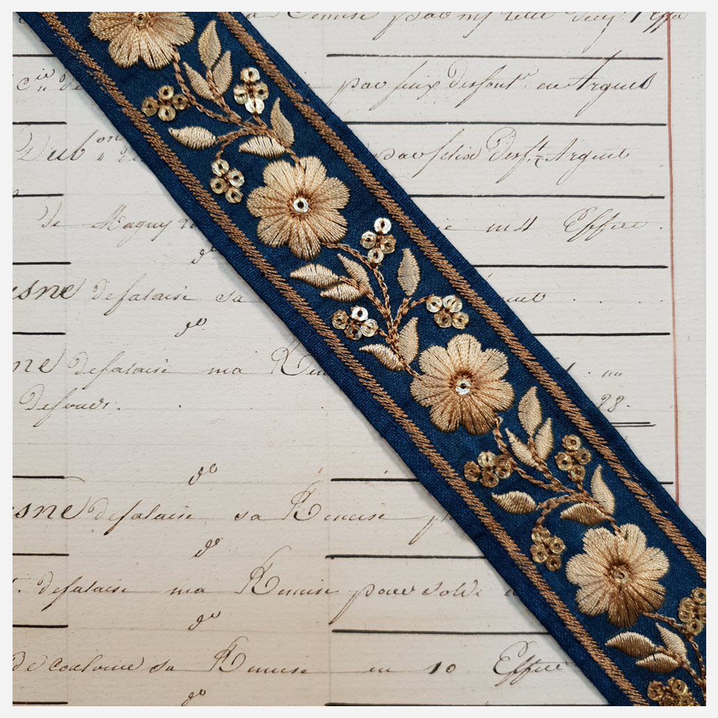 Embroidered Trim - 1 Meter - (ITR-1070)