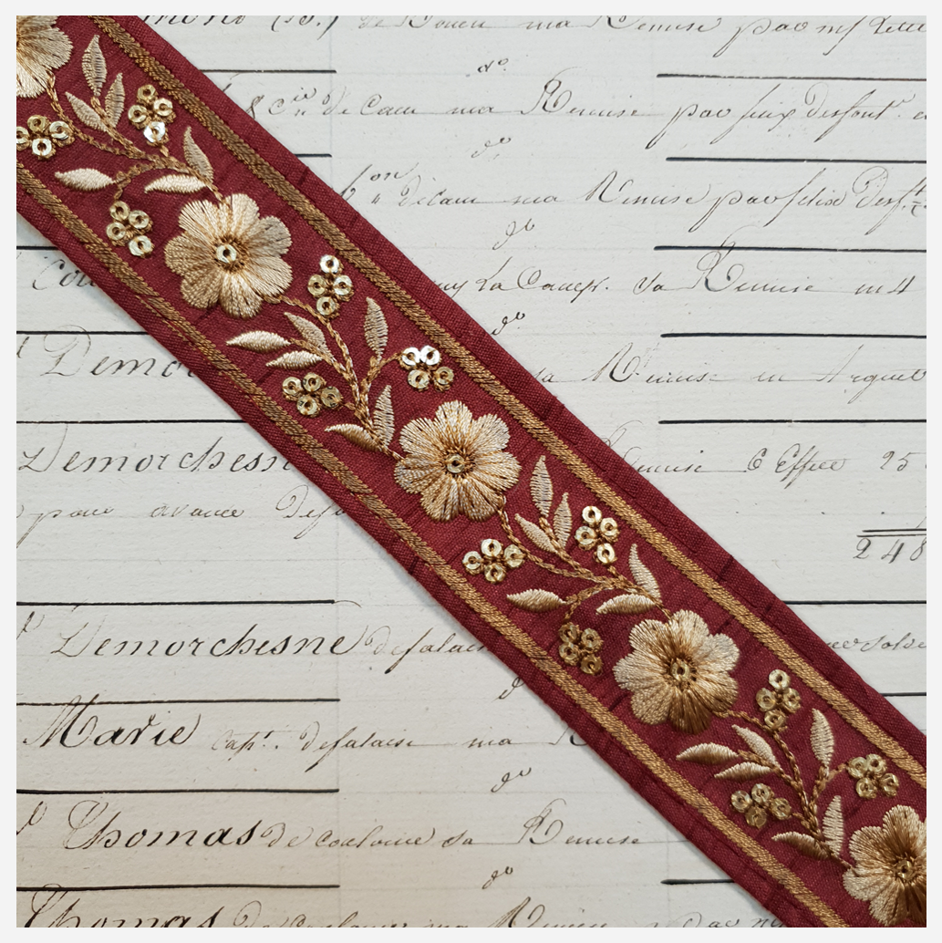 Embroidered Trim - 1 Meter - (ITR-1142)