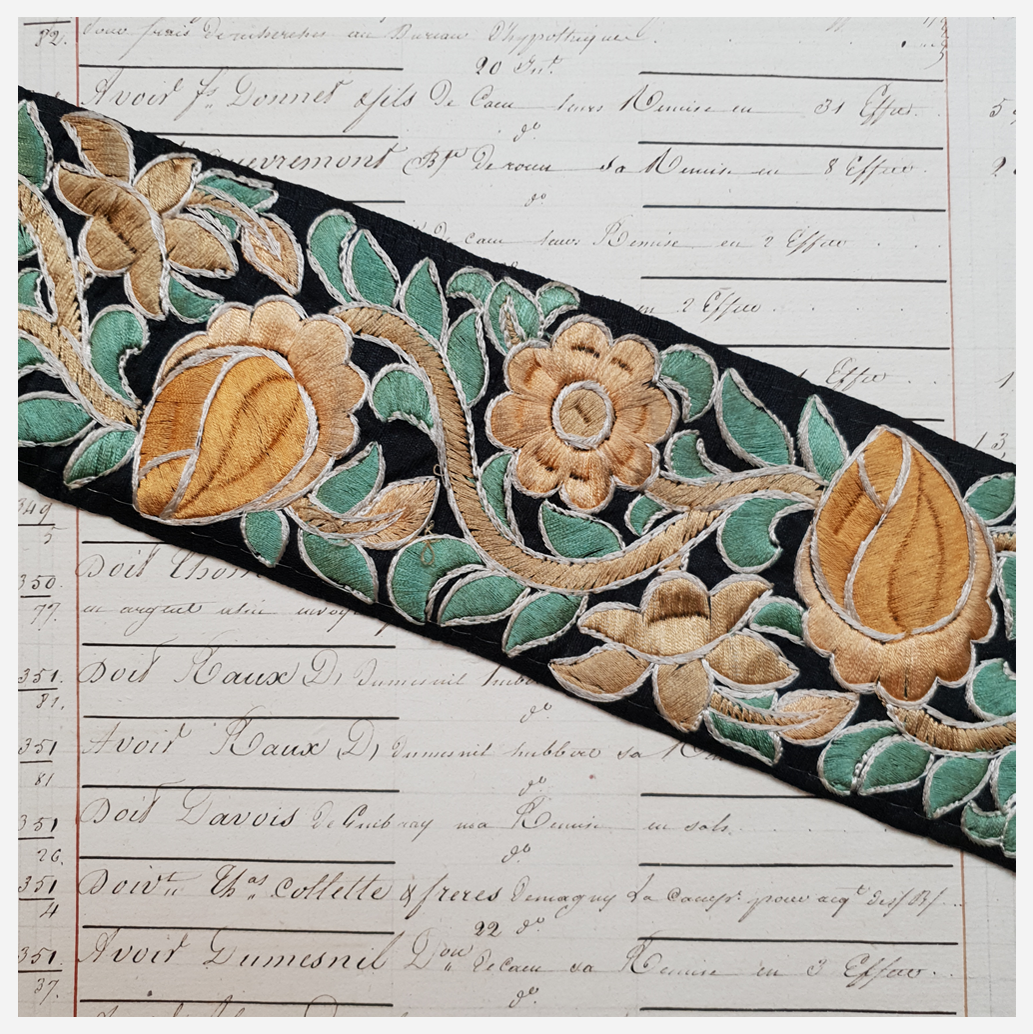 Embroidered Trim - 1 Meter - (ITR-1155)