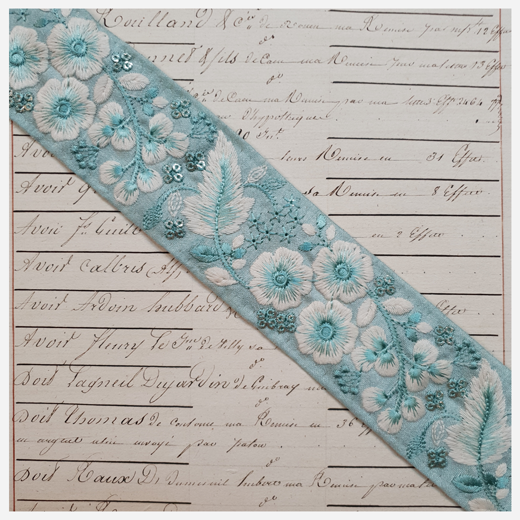 Embroidered Trim - 1 Meter - (ITR-1183)