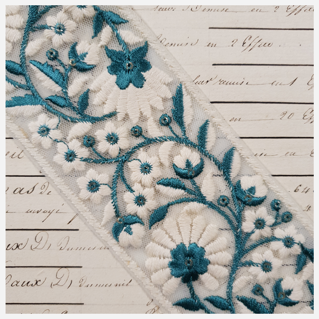 Embroidered Trim - 1 Meter - (ITR-1206)