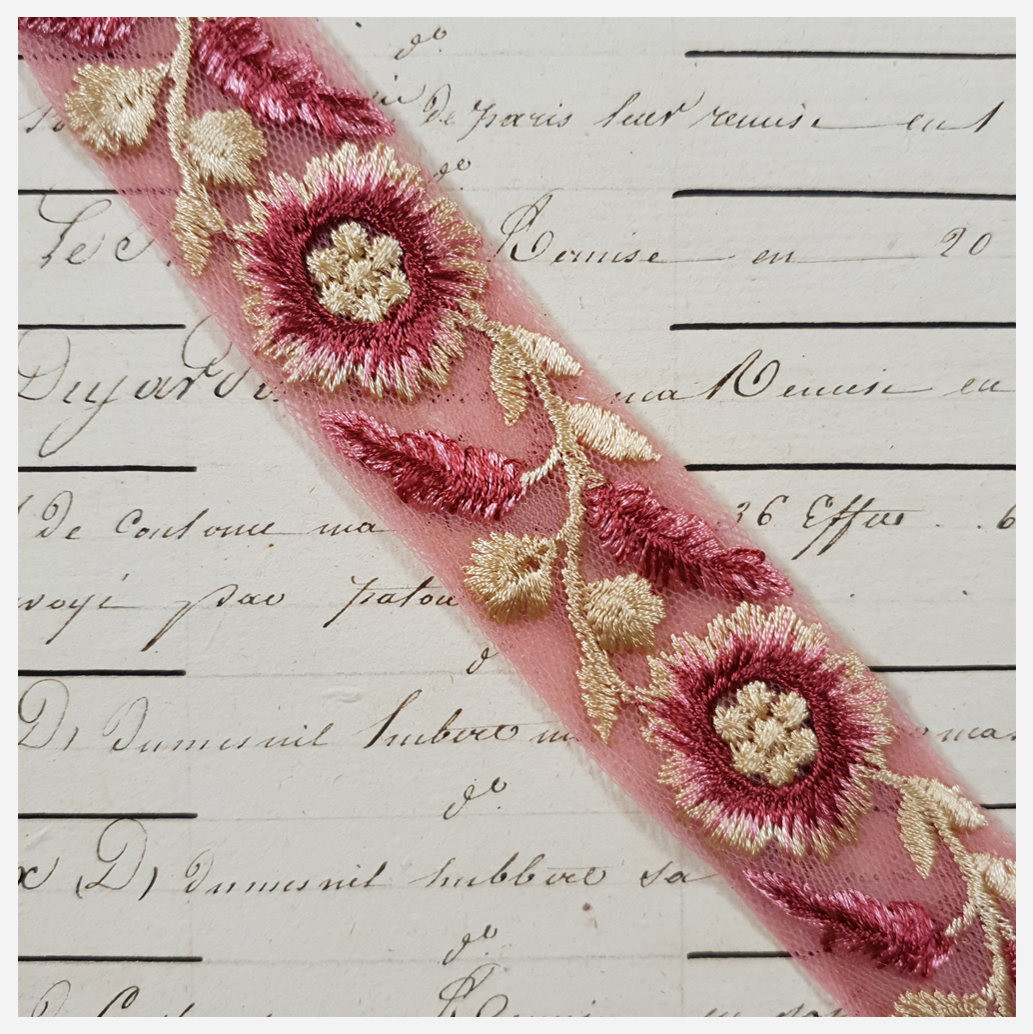 Embroidered Trim - 1 Meter - (ITR-1215)