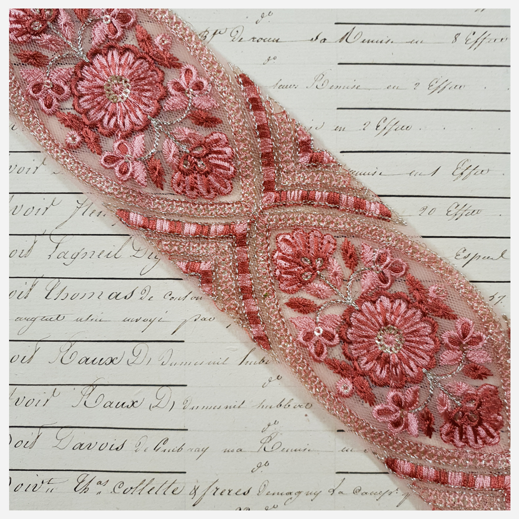 Embroidered Trim - 1 Meter - (ITR-1230)