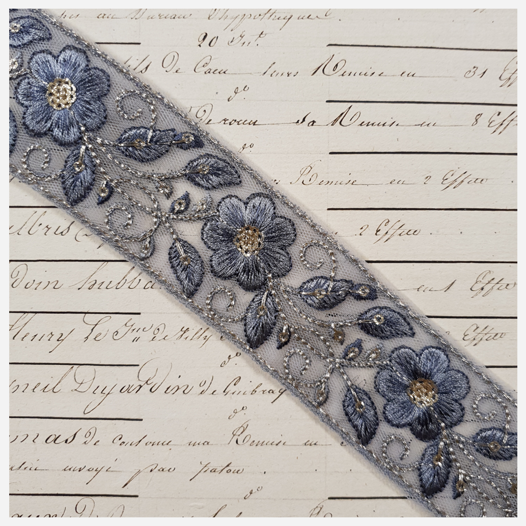 Embroidered Trim - 1 Meter - (ITR-1257)