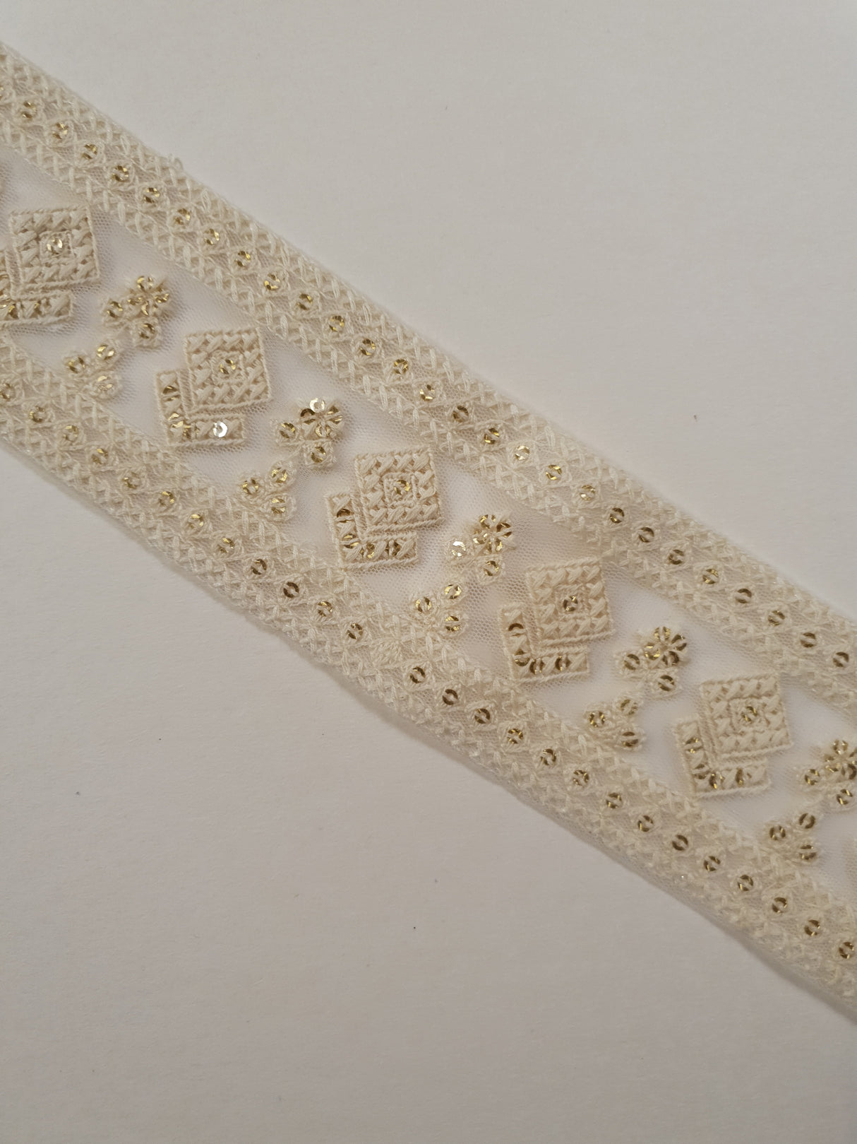 Embroidered Trim - 1 Meter - (ITR-1280)