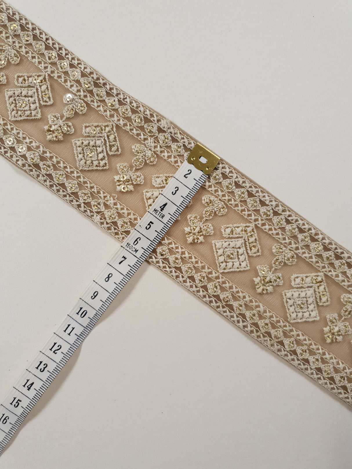 Embroidered Trim - 1 Meter - (ITR-1283)