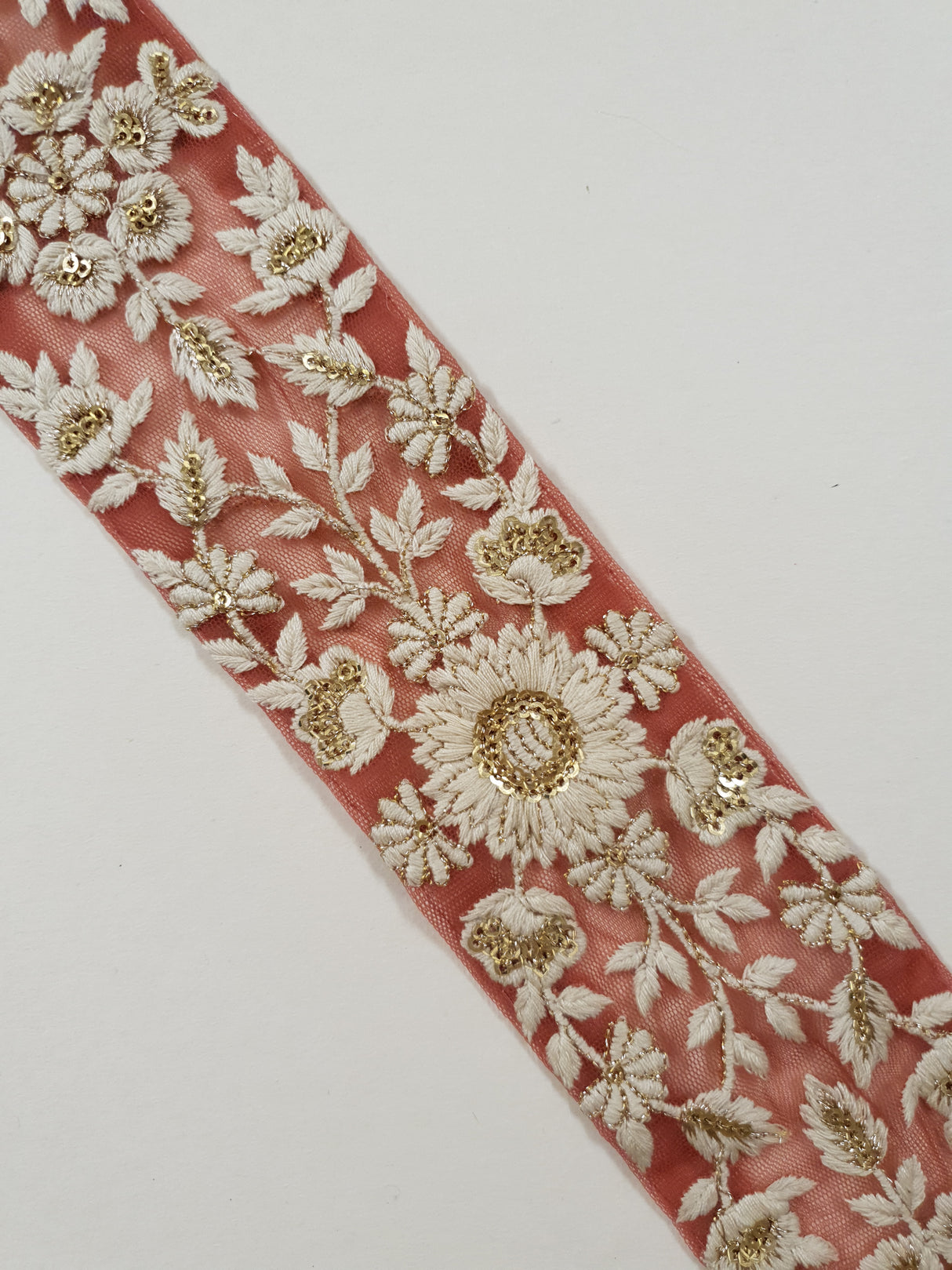 Embroidered Trim - 1 Meter - (ITR-1324)
