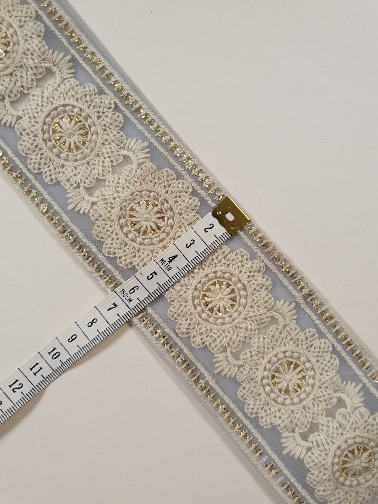 Embroidered Trim - 1 Meter - (ITR-1351)