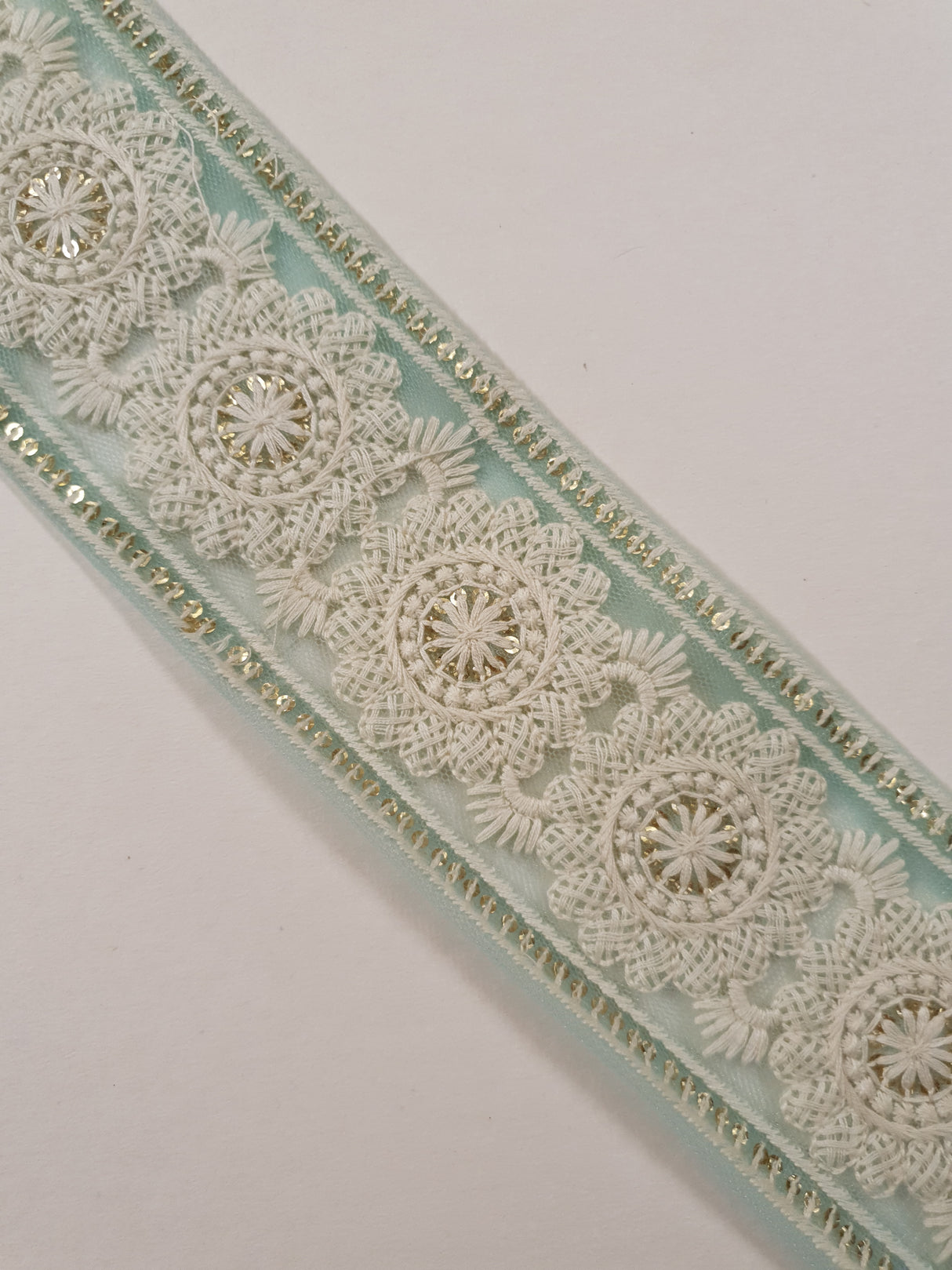 Embroidered Trim - 1 Meter - (ITR-1355)