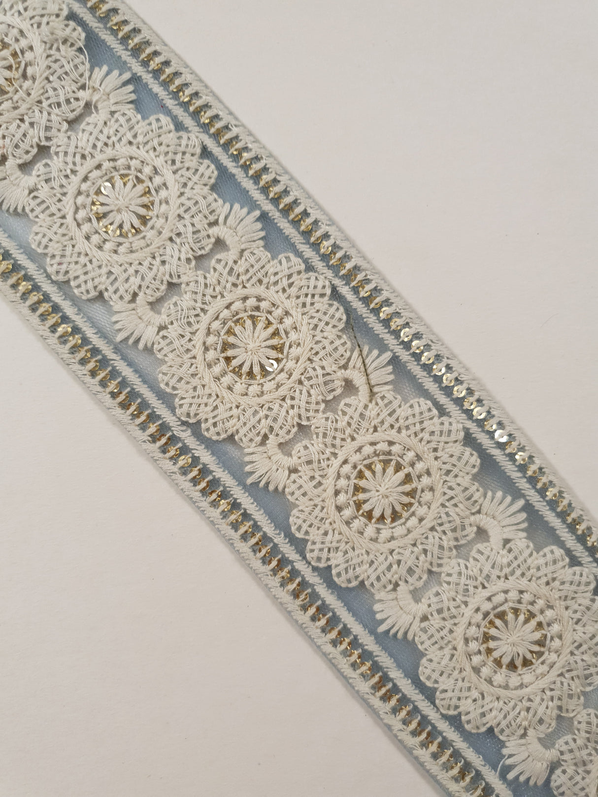 Embroidered Trim - 1 Meter - (ITR-1361)