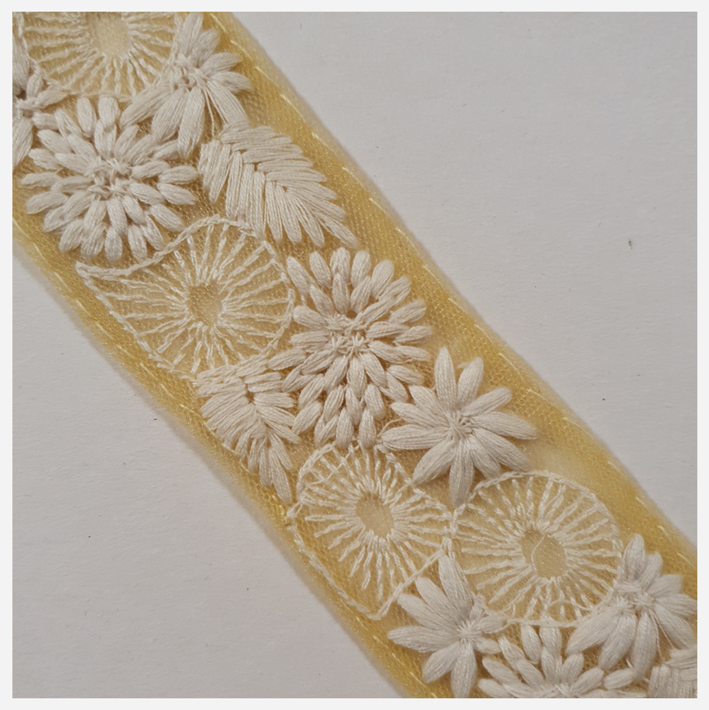 Embroidered Trim - 1 Meter - (ITR-1364)