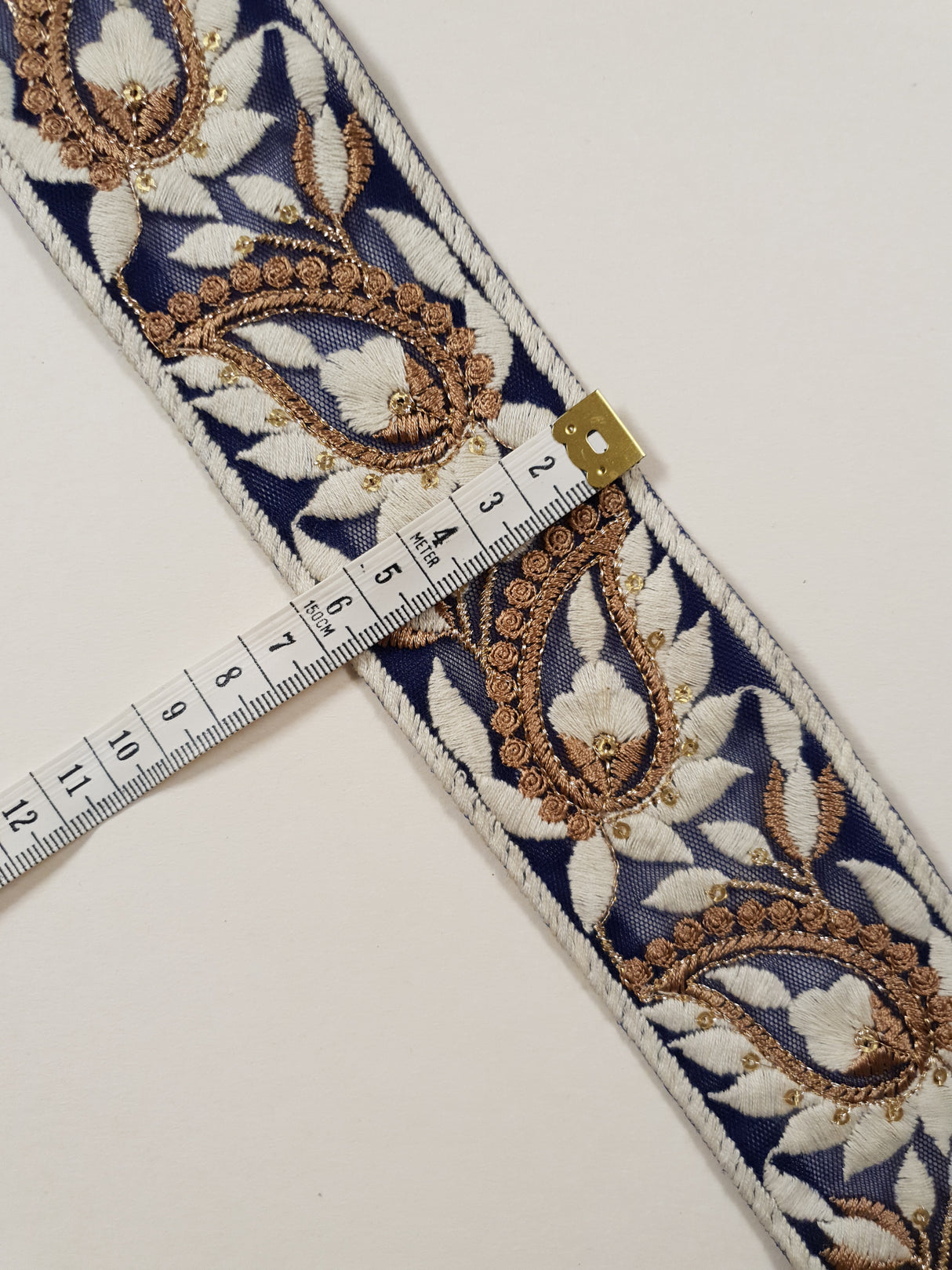 Embroidered Trim - 1 Meter - (ITR-1411)