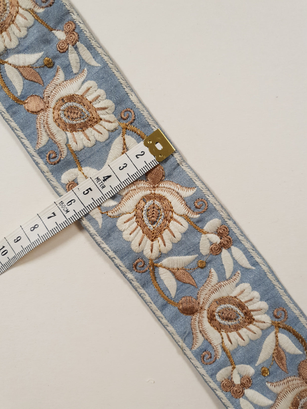 Embroidered Trim - 1 Meter - (ITR-1426)