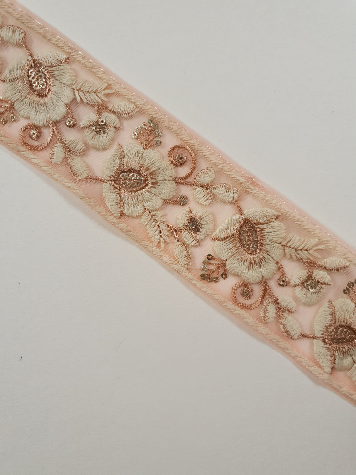Embroidered Trim - 1 Meter - (ITR-1434)