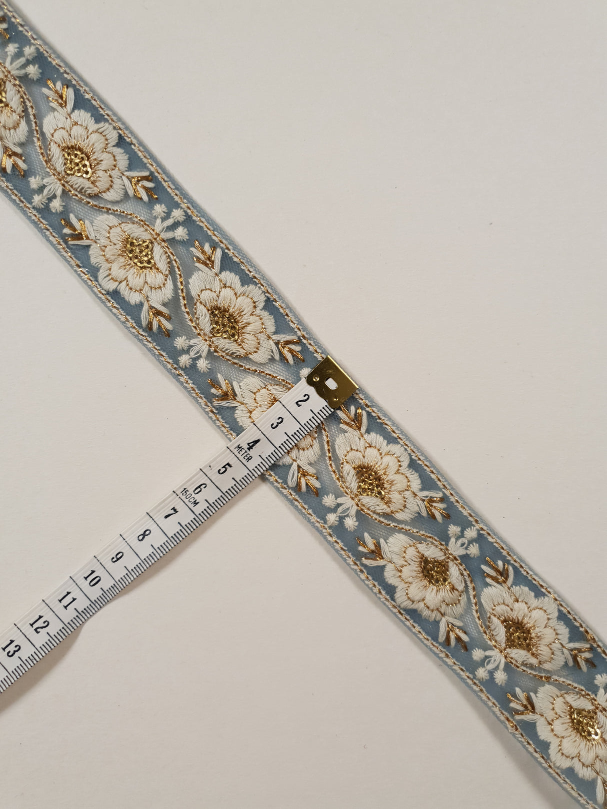 Embroidered Trim - 1 Meter - (ITR-1443)