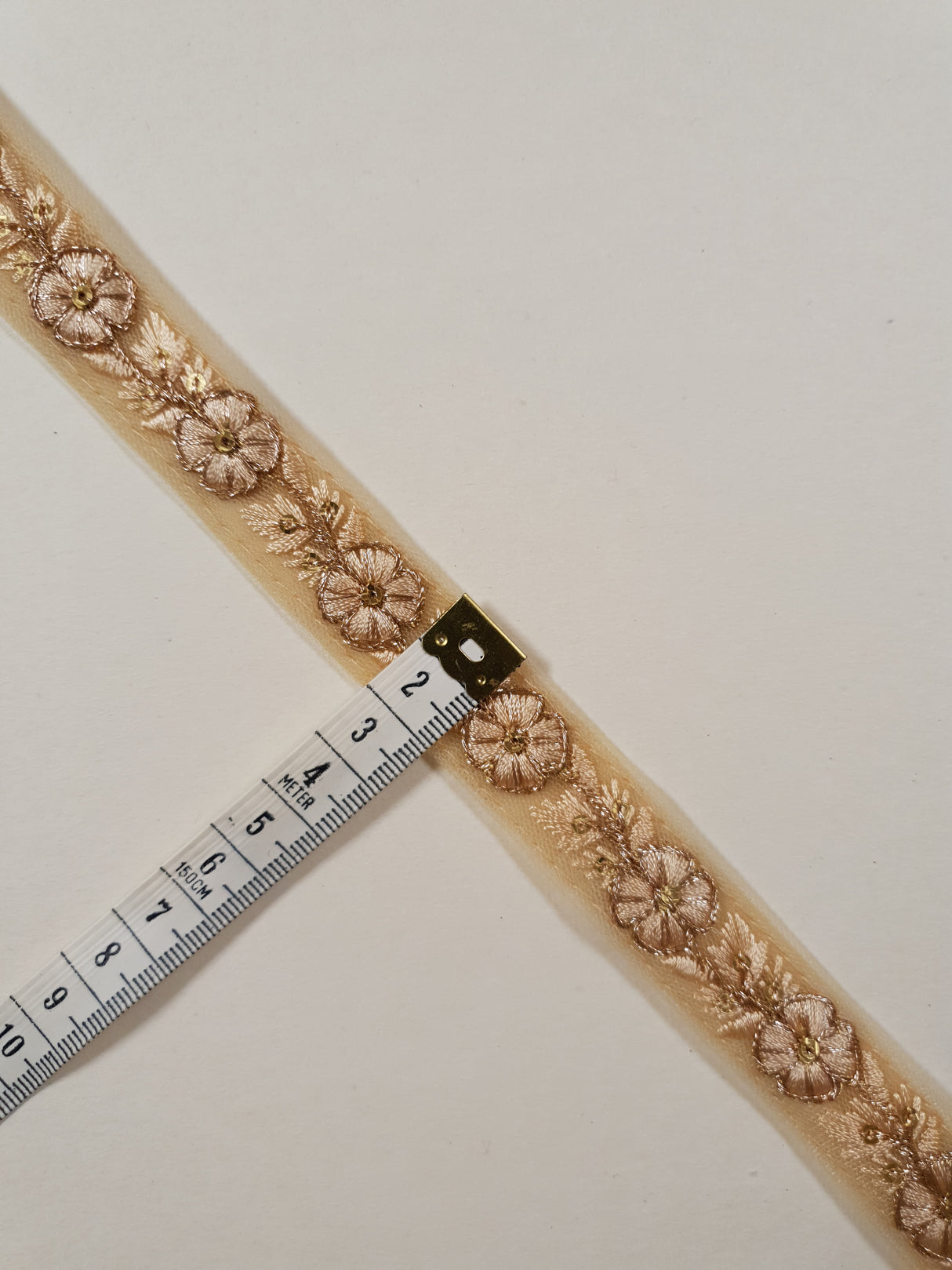 Embroidered Trim - ROLL - (ITR-1456)