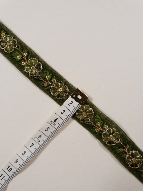 Embroidered Trim - 1 Meter - (ITR-1457)