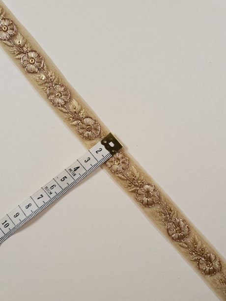 Embroidered Trim - 1 Meter - (ITR-1458)