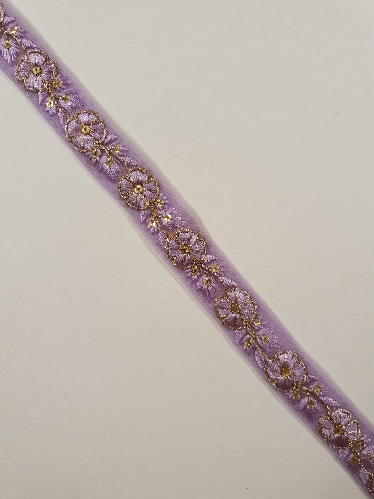 Embroidered Trim - ROLL - (ITR-1459)