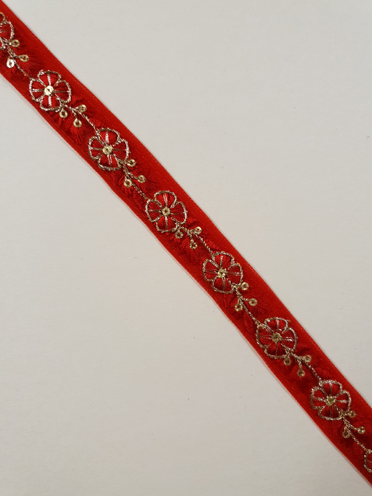 Embroidered Trim - 1 Meter - (ITR-1462)