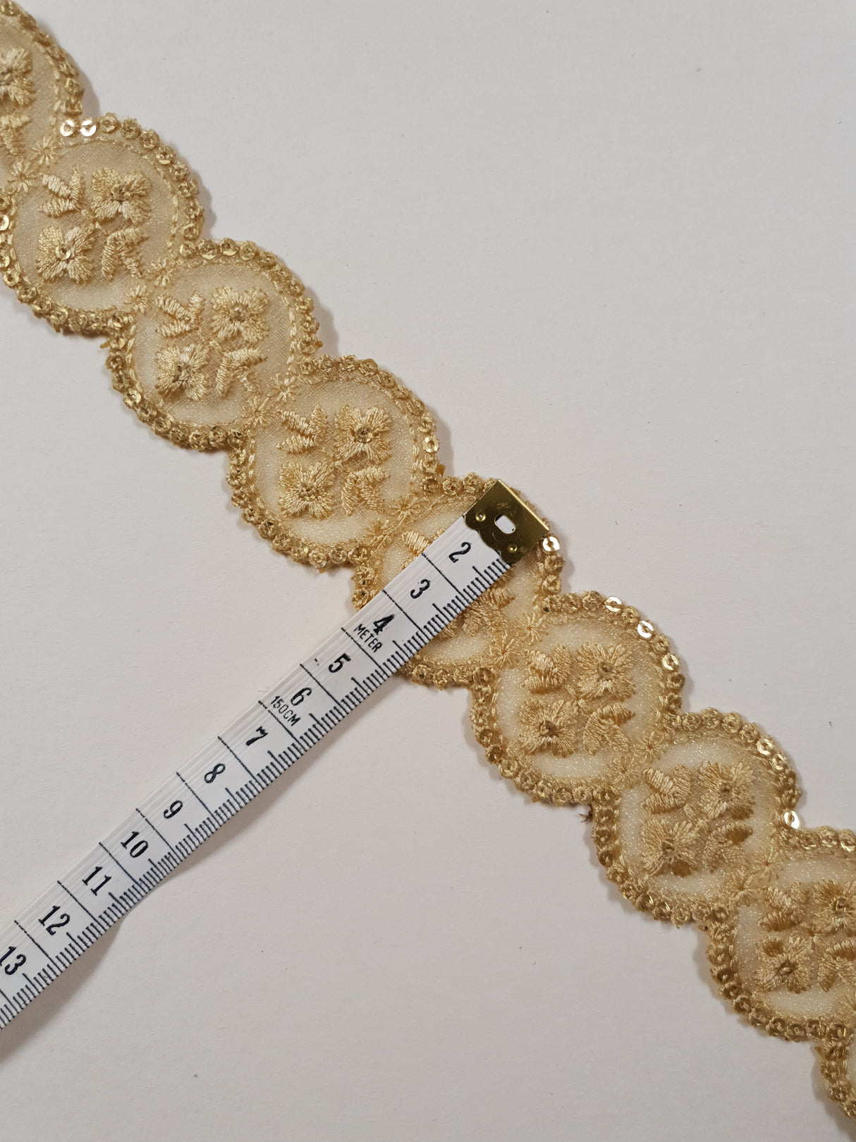 Embroidered Trim - 1 Meter - (ITR-1469)