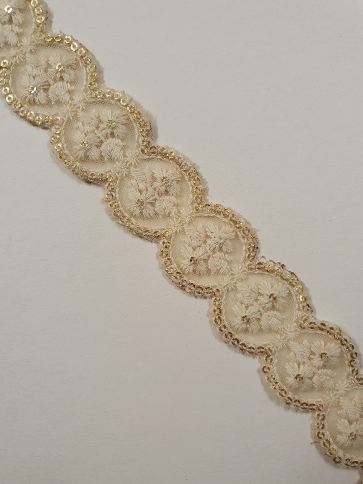 Embroidered Trim - ROLL - (ITR-1470)