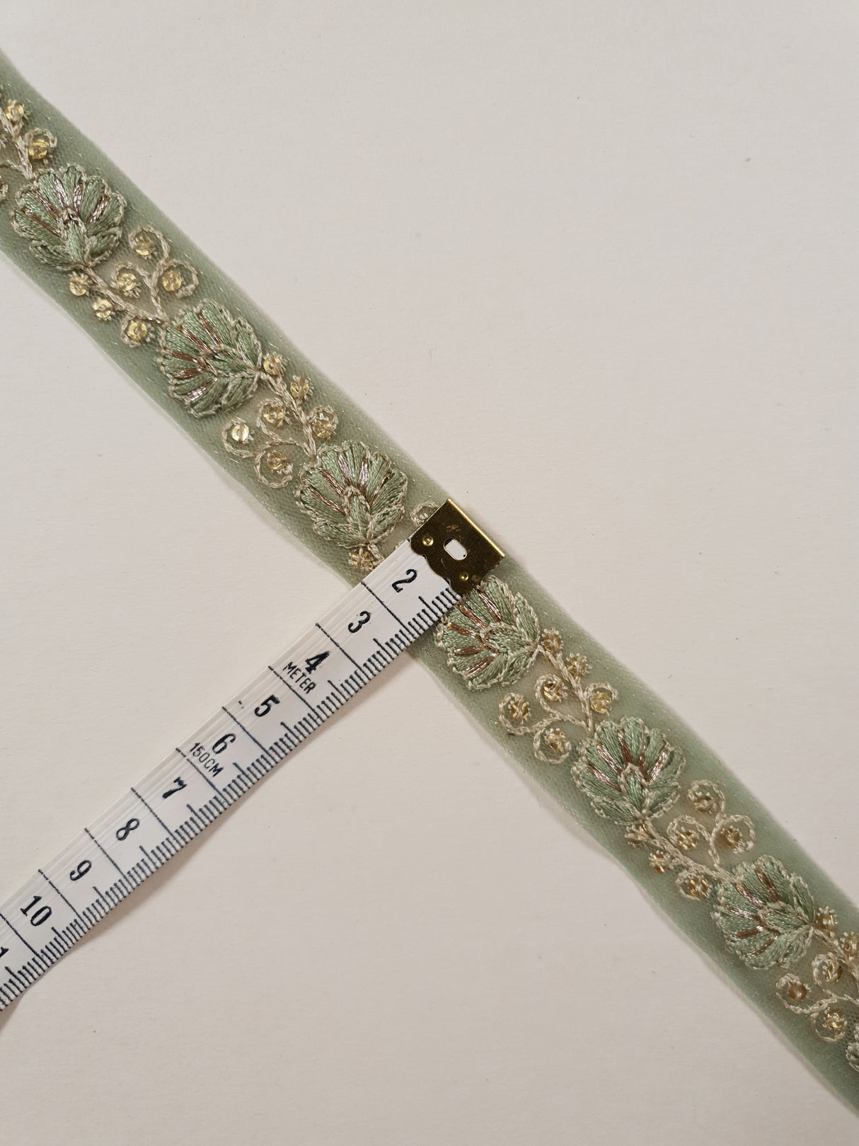 Embroidered Trim - 1 Meter - (ITR-1474)