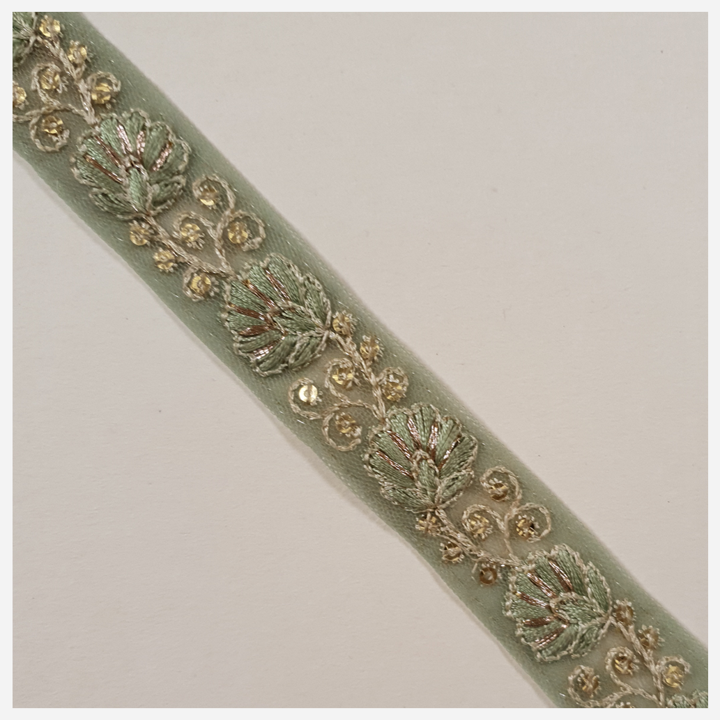 Embroidered Trim - 1 Meter - (ITR-1474)
