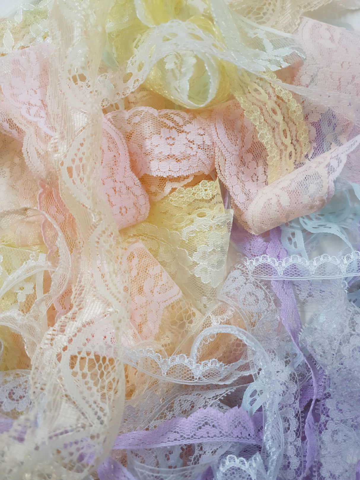 Assorted Lace Grab Bag - 5 Meters - (LP-7500)