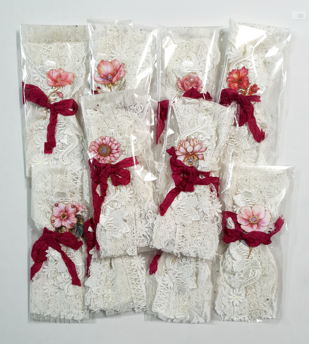 Motherloads Lace Snippets Pack - 4002