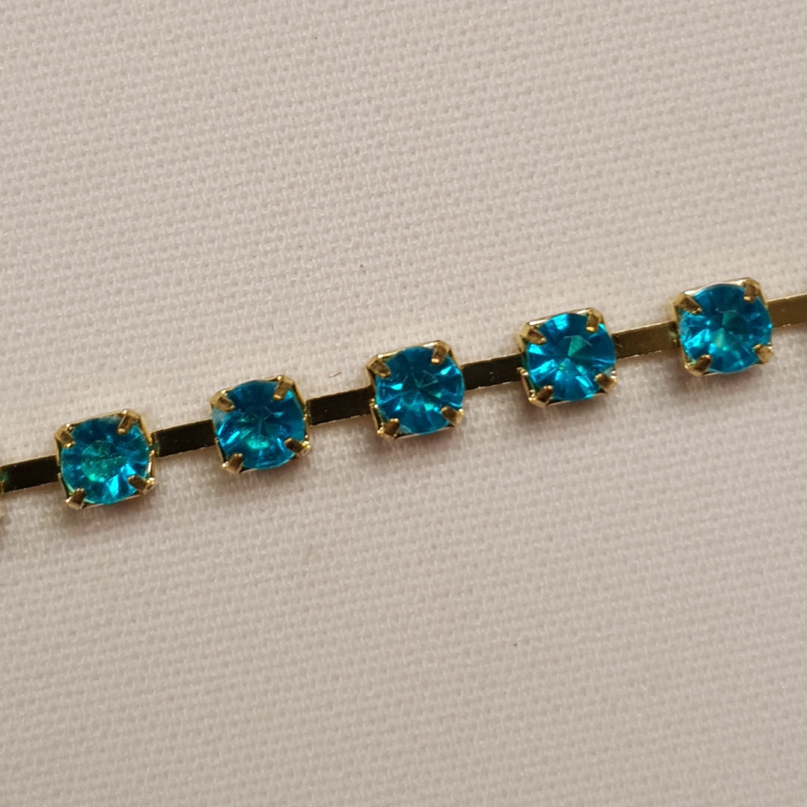 Rhinestone Chain - 1 Meter - 5511