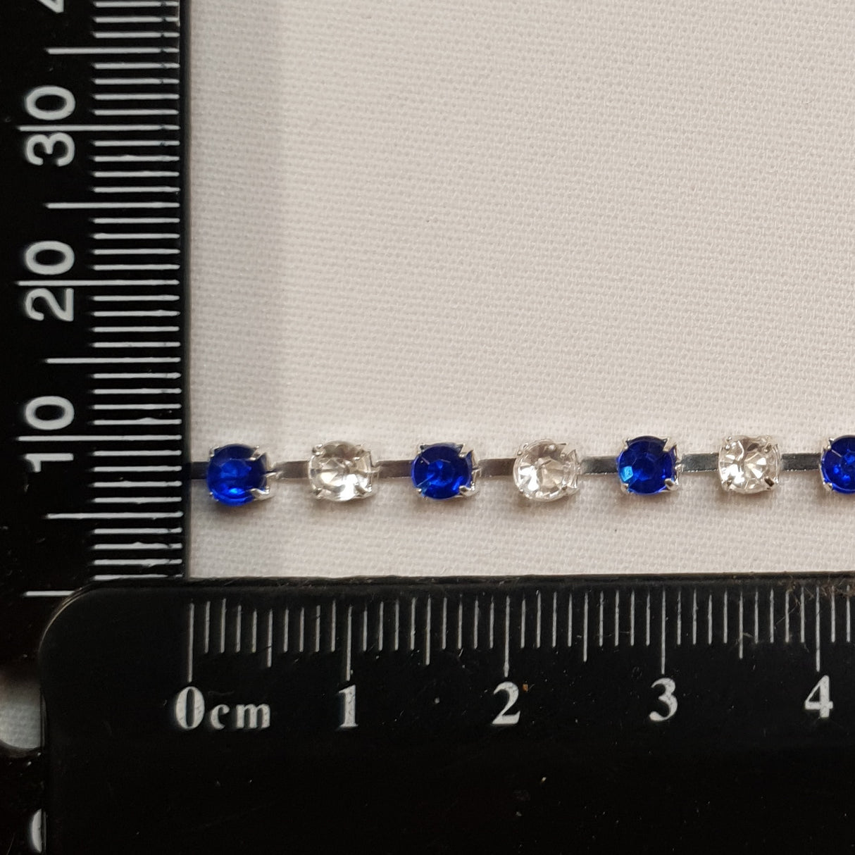 Rhinestone Chain - 1 Meter - 5513