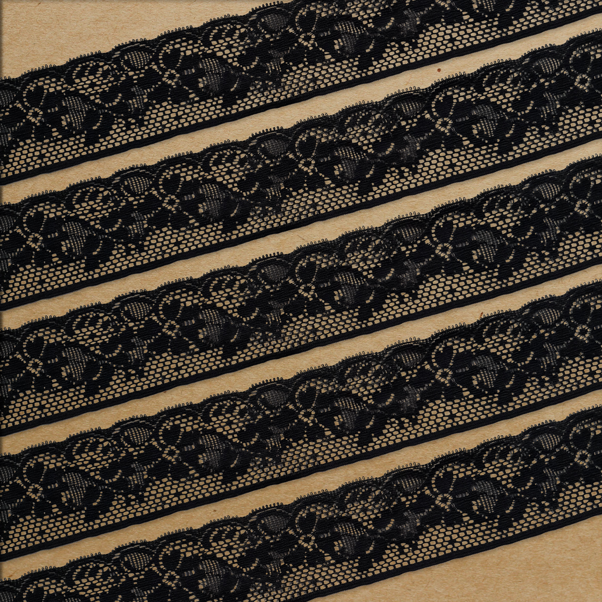 Lace Trim Pack - 7523 - Black - 5 Meter Pack