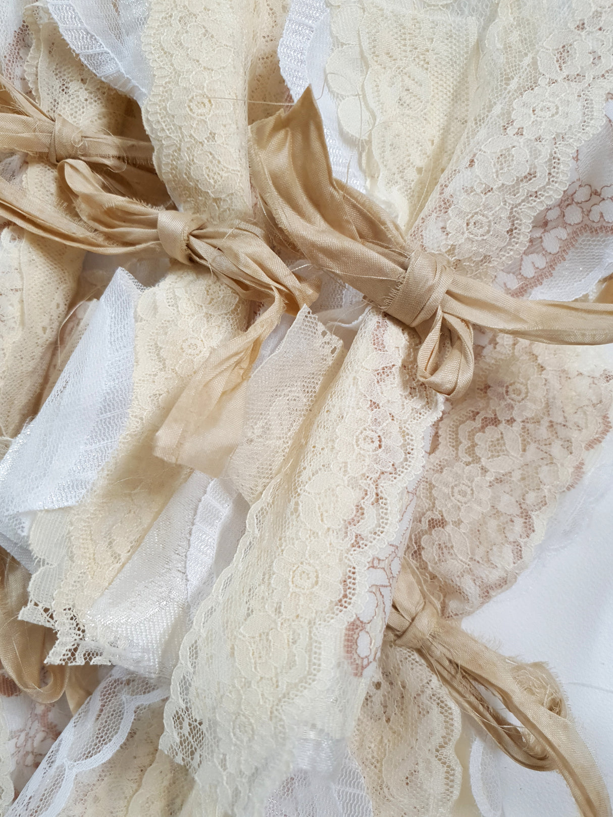 Motherloads Lace Bundle - BG