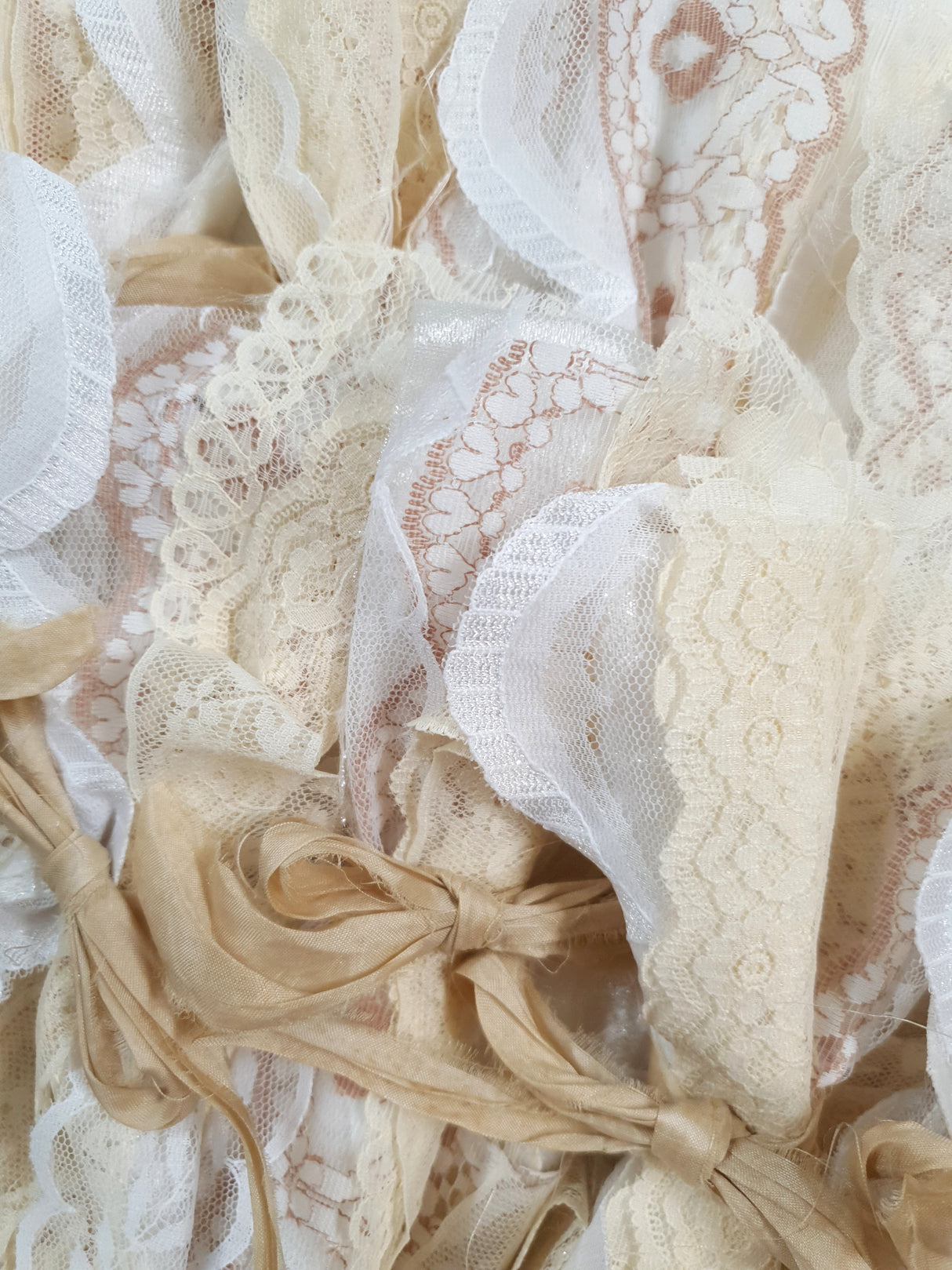 Motherloads Lace Bundle - BG