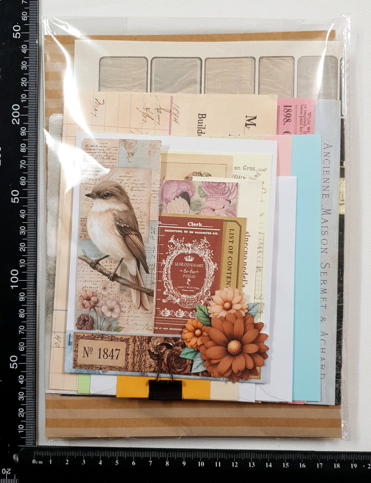 Motherloads Handmade Journal & Ephemera Pack - ED - Selected at Random