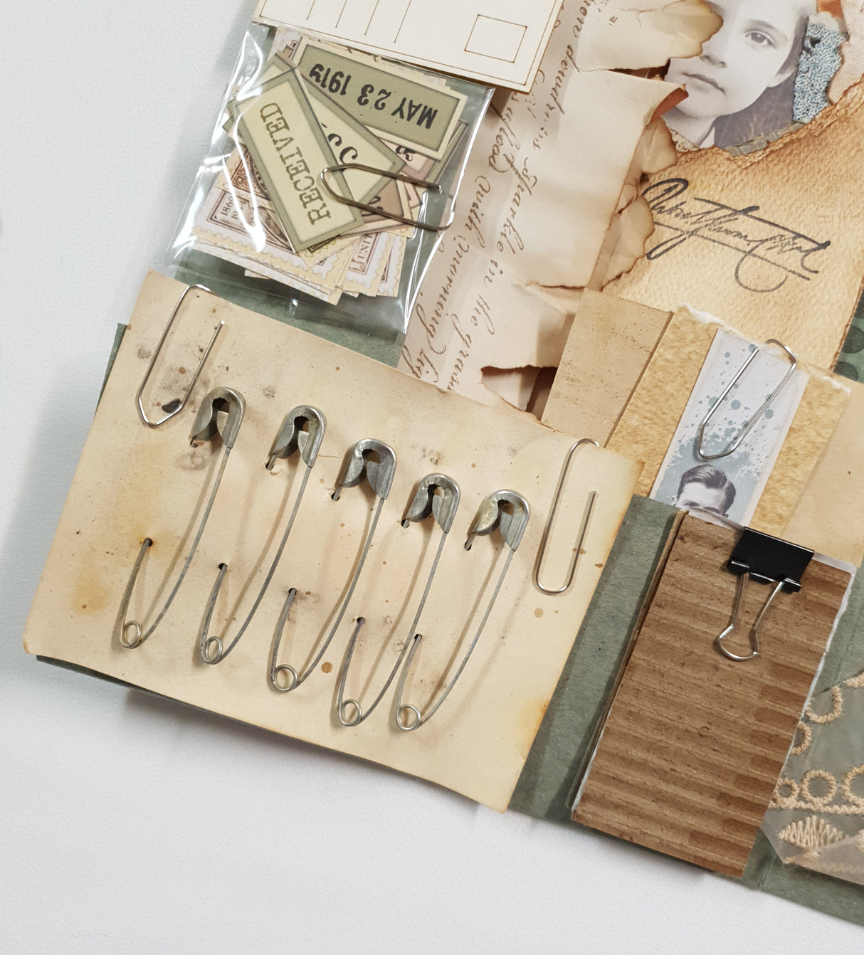 Motherloads Handmade Folio - EP
