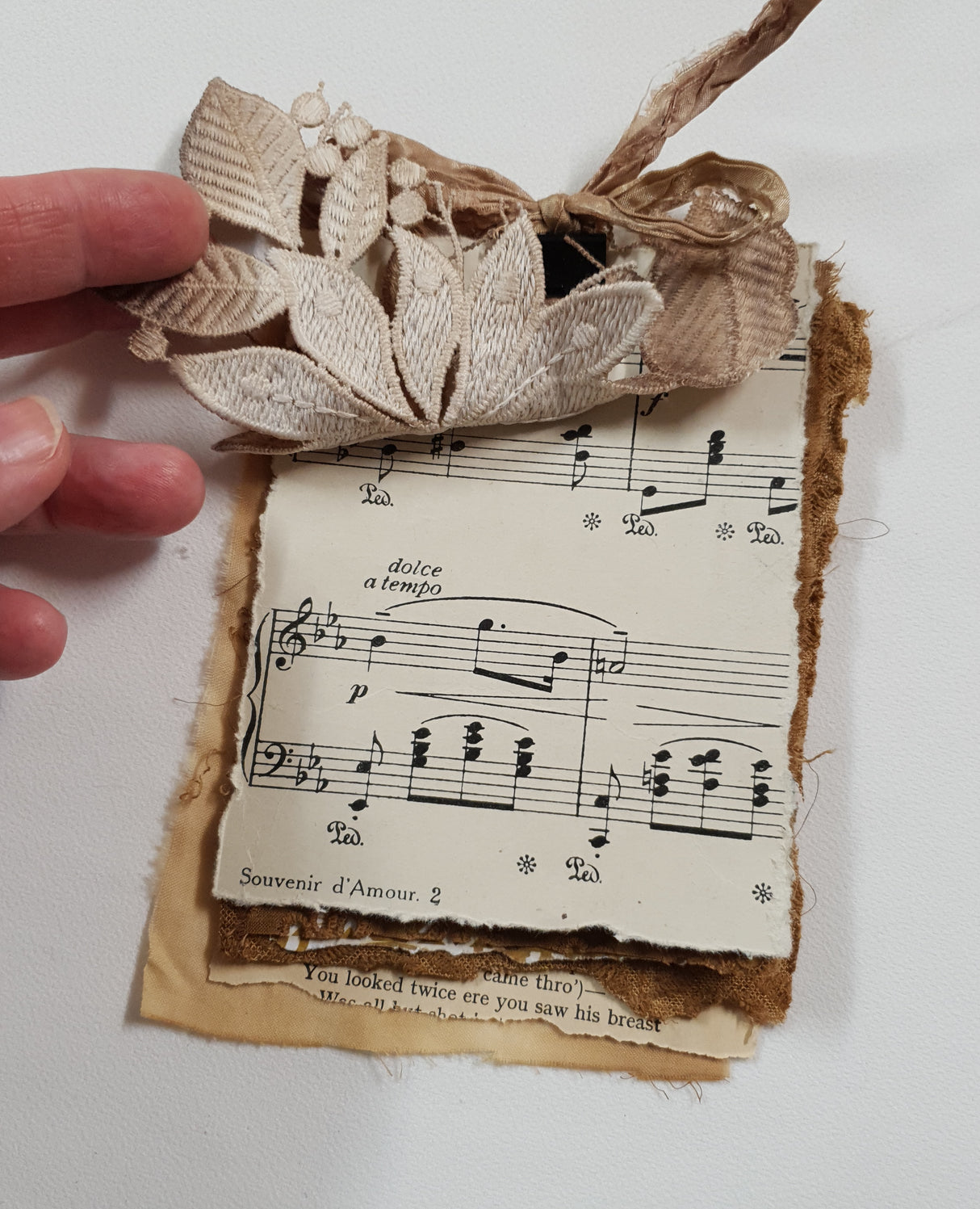 Motherloads Grungy Scrap Sampler - ET - Picked at Random