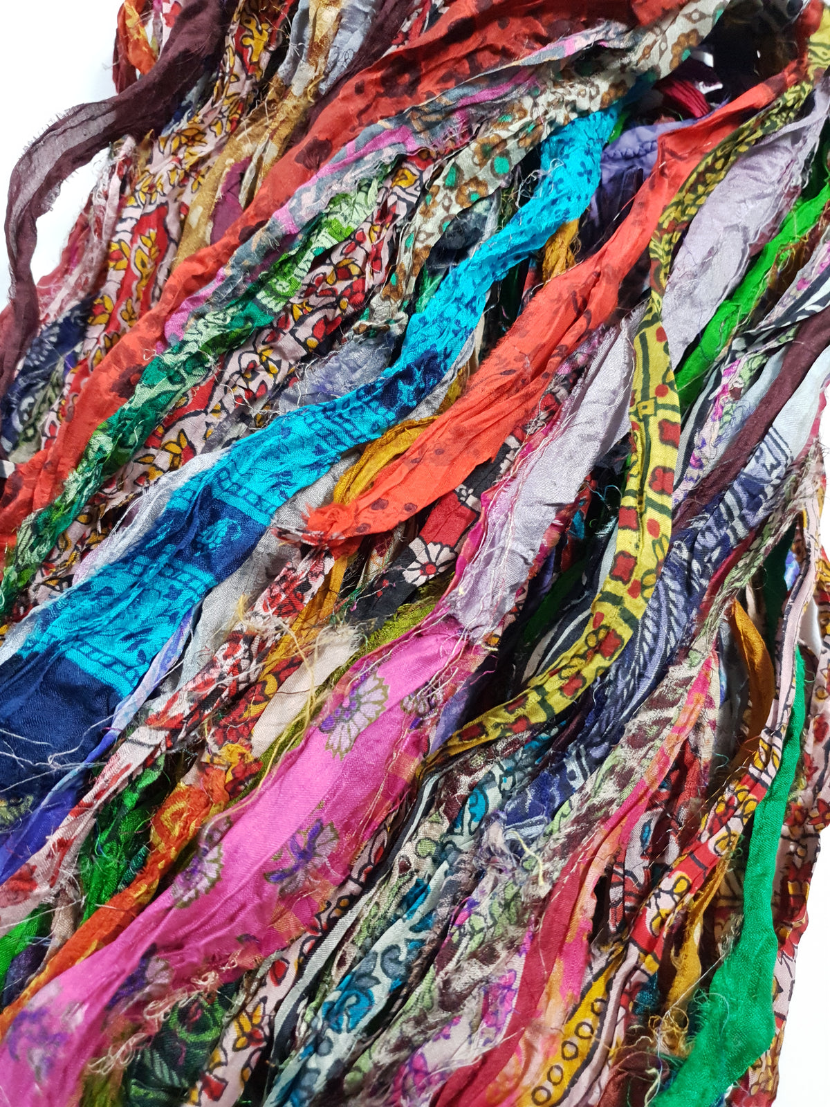 Reclaimed Sari Ribbon Hank - Unique - GT