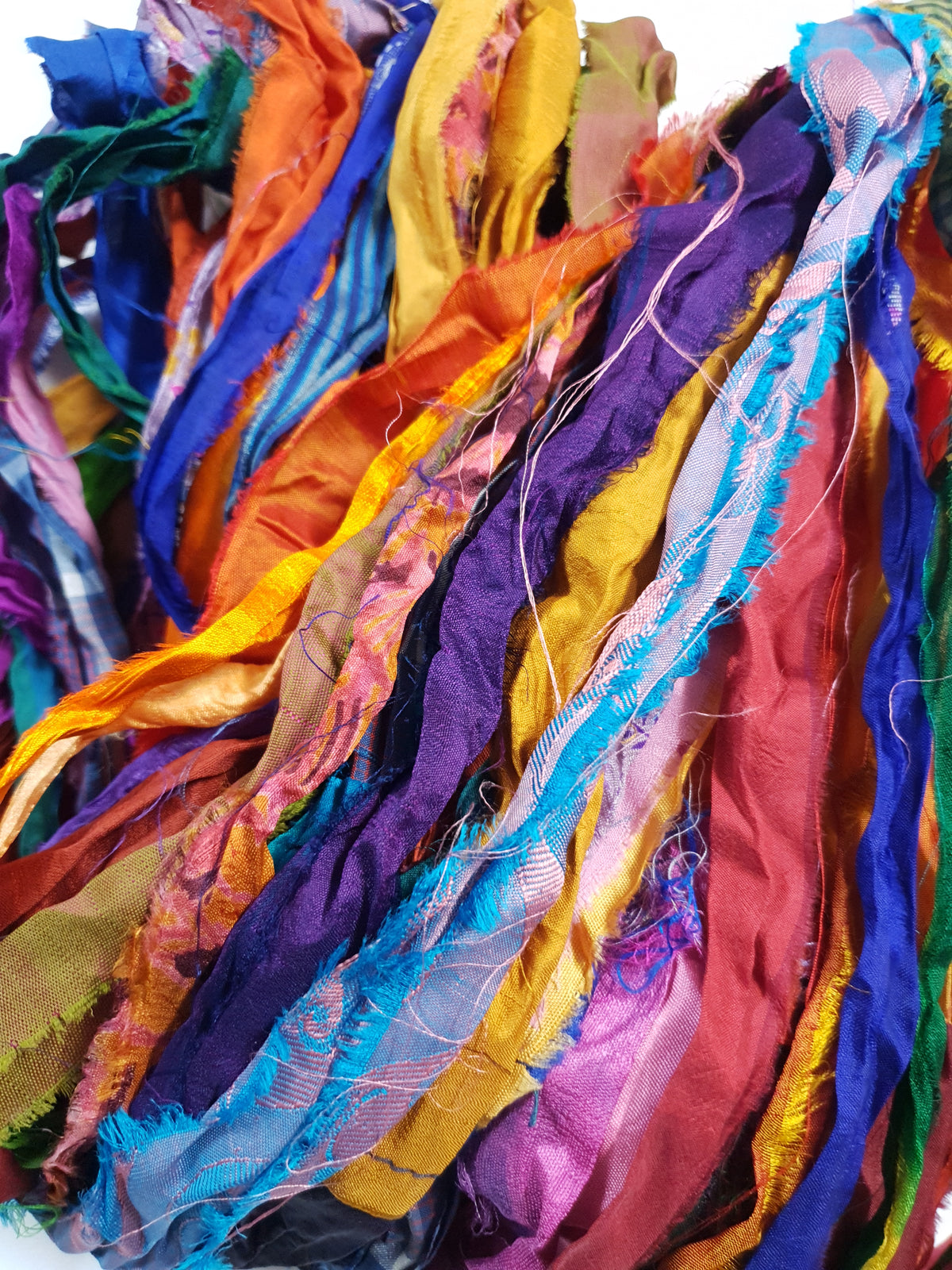Reclaimed Sari Ribbon Hank - Unique - GX