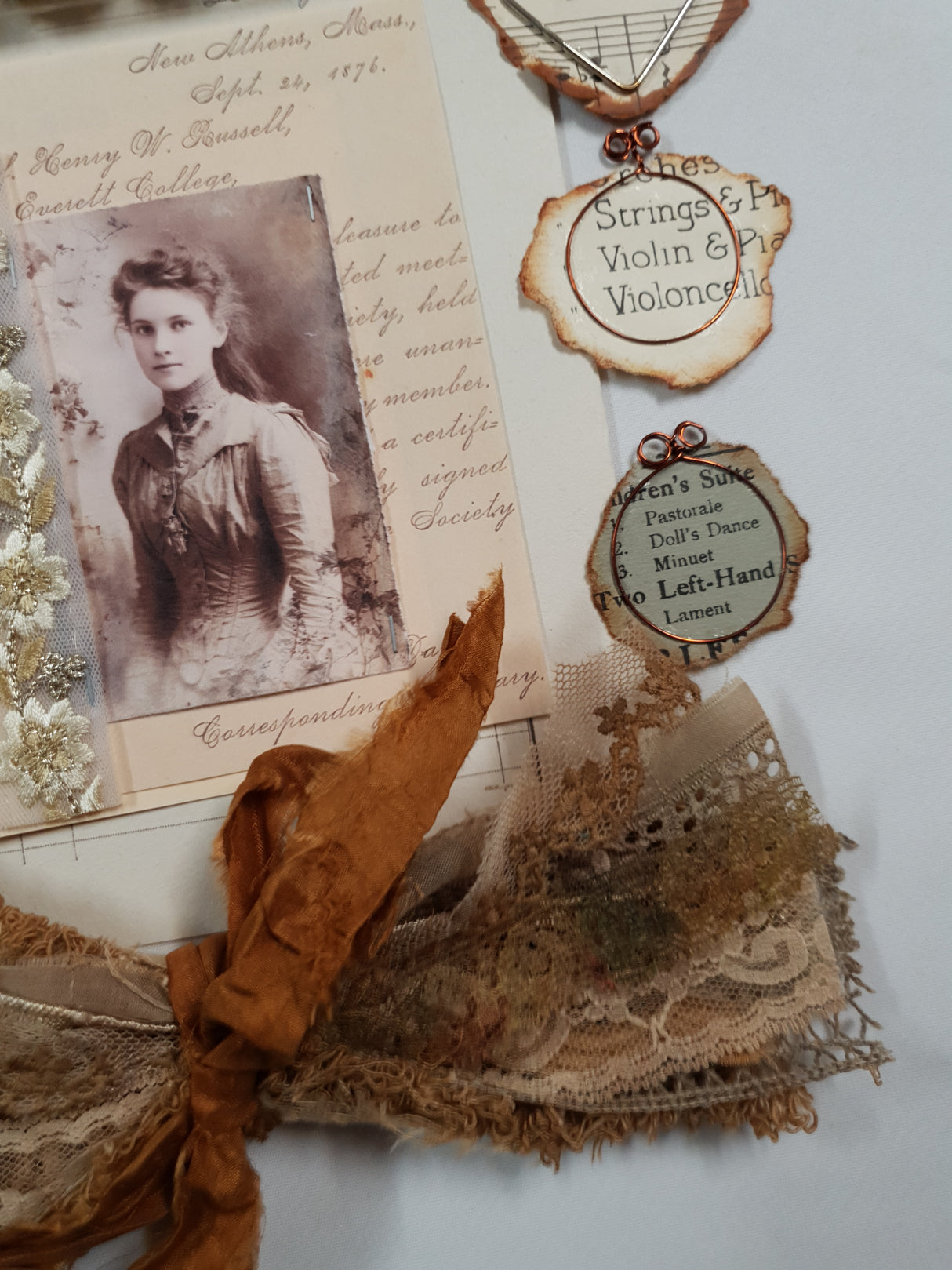 Motherloads Collection of Handmade Goodies & Ephemera - EU