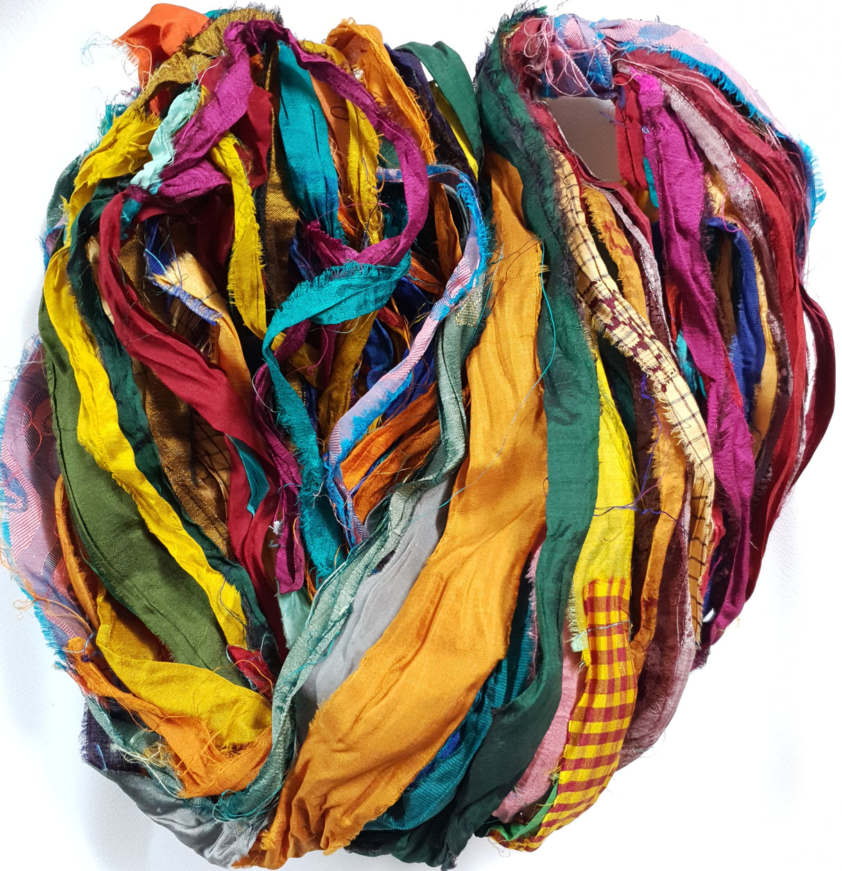 Reclaimed Sari Ribbon Hank - Unique - ML