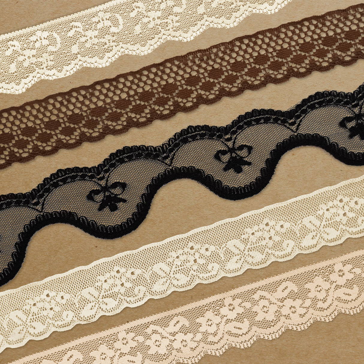 Lace Trim Pack - 7516 - 5 Meter Pack