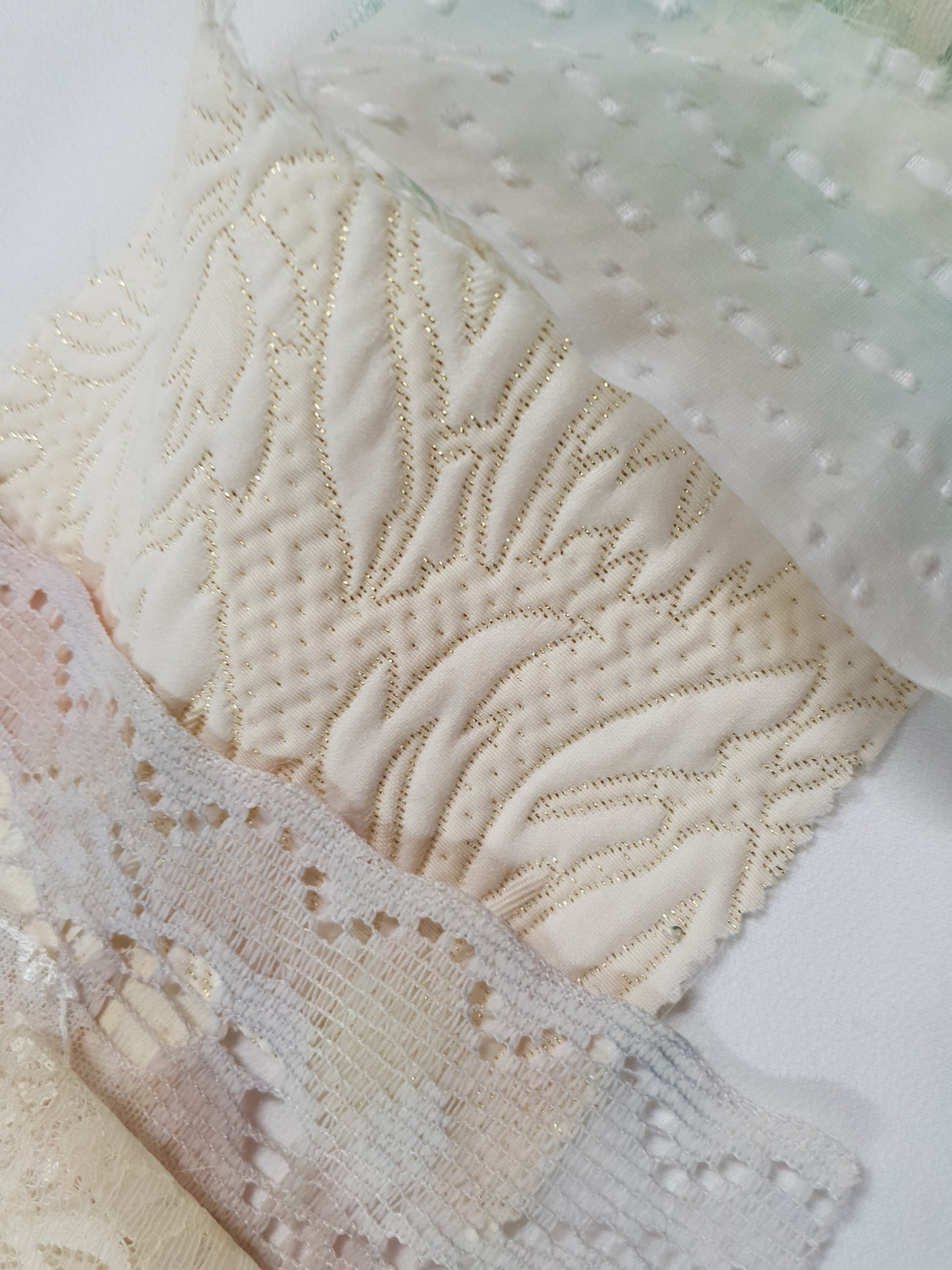 Scrappy Scroll - 9001